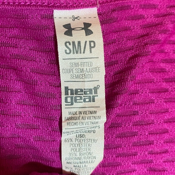 Woman’s Mesh Running UNDER ARMOUR Purple Heatgear Top, EUC, Sz SP - Picture 7 of 7